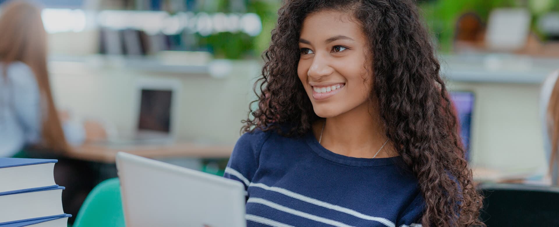 ISCA Business School - Formations de bac à bac +4